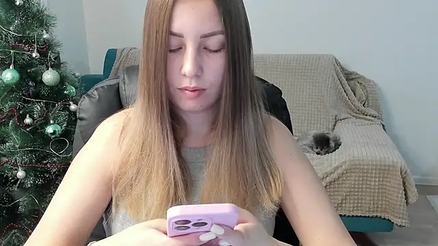 Mia shy1 online show from 12/17/25, 07:02