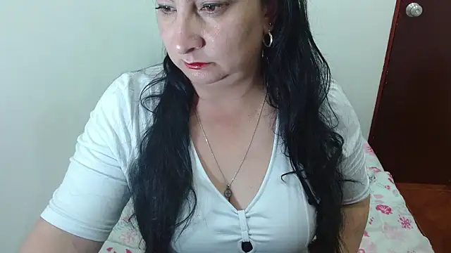 Ashyle online show from 06/08/26, 06:19