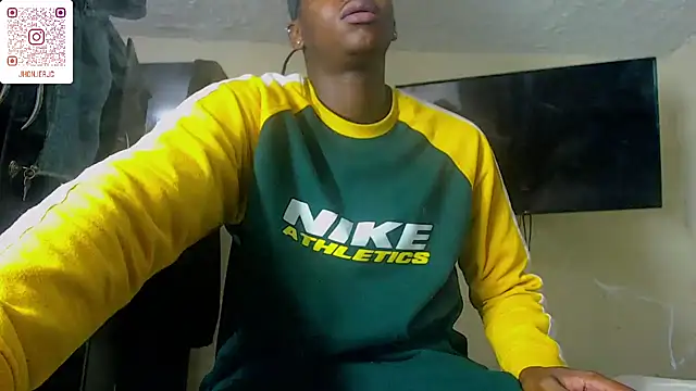 Snapshot of Real1jc chatting on 09/22/25, 04:29 Real1jc online show from 09/22/25, 04:29