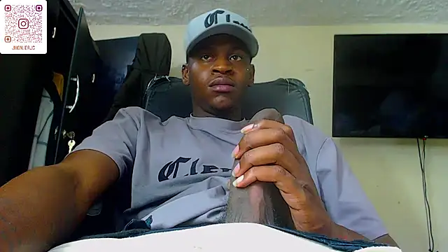 Snapshot of Real1jc chatting on 10/01/25, 09:07 Real1jc online show from 10/01/25, 09:07