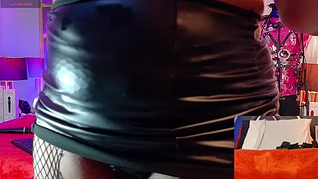 Scarlettt Ass online show from 03/09/26, 12:30