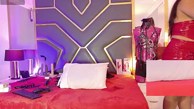 Scarlettt Ass online show from 04/15/26, 12:21