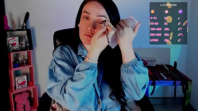 sara goodgirl13 online show from 09/18/25, 05:38