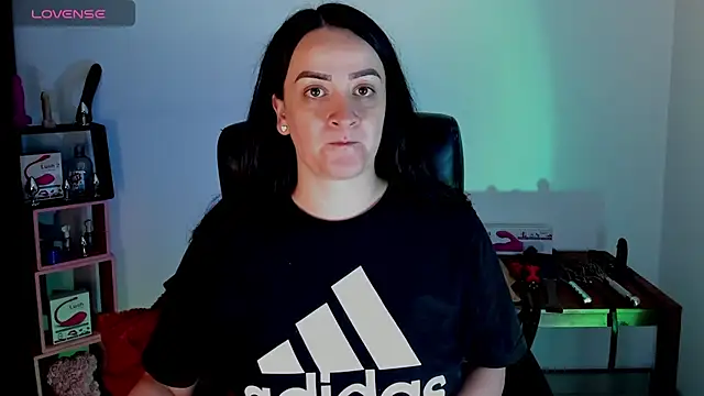 sara goodgirl13 online show from 09/21/25, 03:17