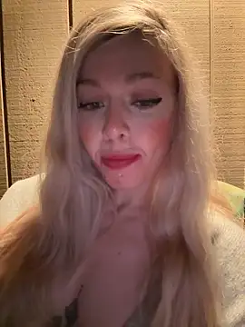 Snapshot of propertyofdaddy chatting on 10/06/25, 12:23 propertyofdaddy online show from 10/06/25, 12:23