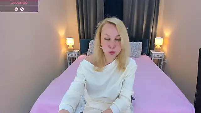 Anny Jey  online show from 05/04/26, 06:33