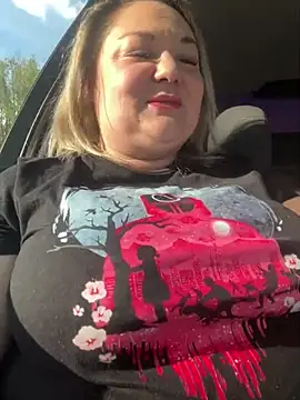 MikyVesela online show from 04/23/26, 03:02