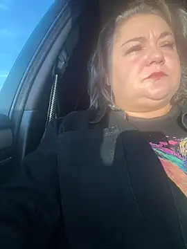 Snapshot of MikyVesela chatting on 10/09/25, 05:08 MikyVesela online show from 10/09/25, 05:08