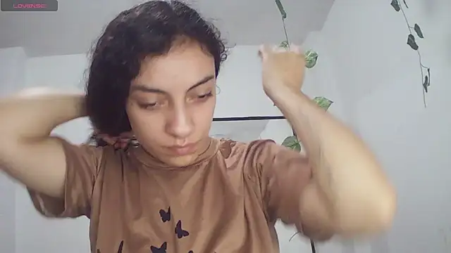 Snapshot of stephybrowm7 chatting on 10/31/25, 12:46 stephybrowm7 online show from 10/31/25, 12:46
