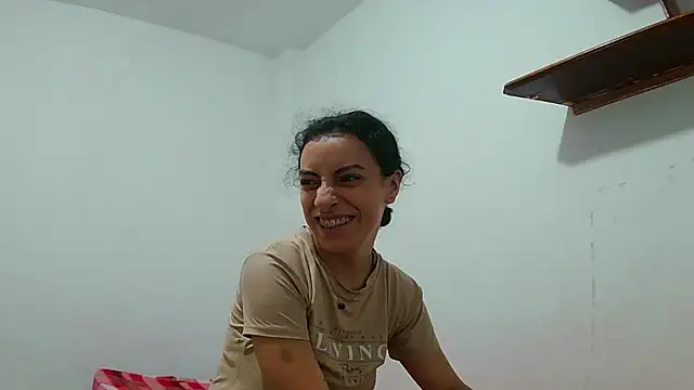 Snapshot of stephybrowm7 chatting on 03/19/25, 05:39 stephybrowm7 online show from 03/19/25, 05:39