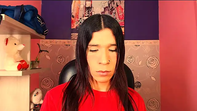 Snapshot of SaraSofia44 chatting on 03/12/25, 03:57 SaraSofia44 online show from 03/12/25, 03:57