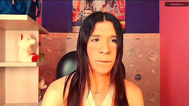 Snapshot of SaraSofia44 chatting on 03/09/25, 05:11 SaraSofia44 online show from 03/09/25, 05:11