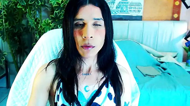 Snapshot of SaraSofia44 chatting on 07/03/26, 07:42 SaraSofia44 online show from 07/03/26, 07:42