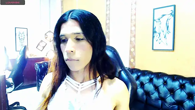 Snapshot of SaraSofia44 chatting on 09/20/25, 01:32 SaraSofia44 online show from 09/20/25, 01:32