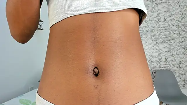 Canhela1 online show from 10/26/25, 01:22