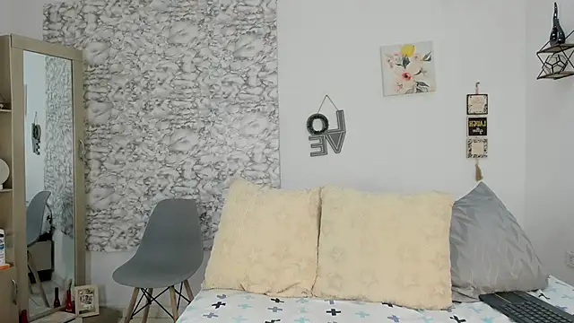 Canhela1 online show from 06/12/26, 12:08