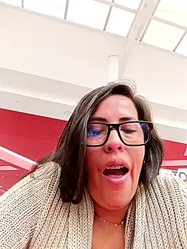 Snapshot of Lena-32 chatting on 12/12/24, 06:42 Lena-32 online show from 12/12/24, 06:42