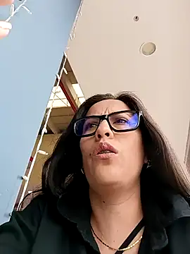 Snapshot of Lena-32 chatting on 12/09/24, 04:15 Lena-32 online show from 12/09/24, 04:15