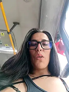 Snapshot of Lena-32 chatting on 12/18/24, 03:55 Lena-32 online show from 12/18/24, 03:55