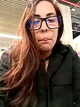 Snapshot of Lena-32 chatting on 01/21/25, 07:17 Lena-32 online show from 01/21/25, 07:17