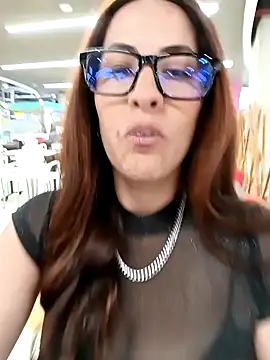 Snapshot of Lena-32 chatting on 01/31/25, 03:55 Lena-32 online show from 01/31/25, 03:55