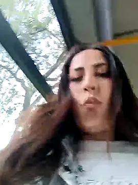 Snapshot of Lena-32 chatting on 02/25/26, 10:09 Lena-32 online show from 02/25/26, 10:09