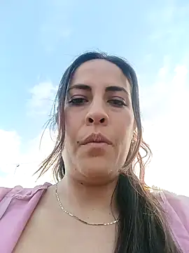 Snapshot of Lena-32 chatting on 01/16/26, 10:47 Lena-32 online show from 01/16/26, 10:47