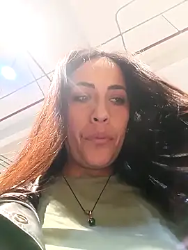 Lena-32 online show from 04/15/26, 11:05