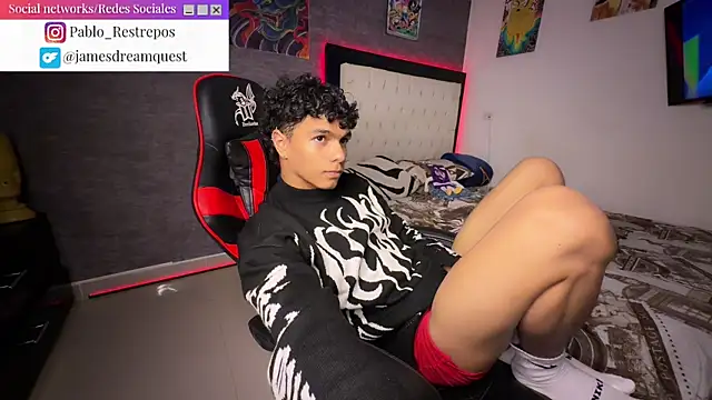 Snapshot of james_dreams_ chatting on 04/07/26, 01:18 james dreams online show from 04/07/26, 01:18