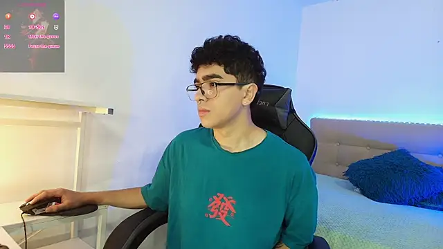  nickconnor01 online show from 11/16/25, 03:11