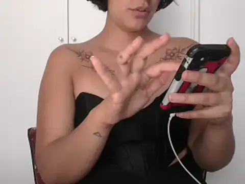 isabellalisa online show from 03/02/25, 10:58