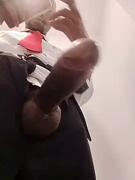 moro28vergon online show from 12/23/25, 02:11