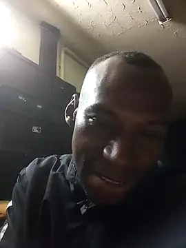 Snapshot of moro28vergon chatting on 03/16/25, 06:09 moro28vergon online show from 03/16/25, 06:09