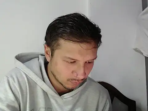 Snapshot of andy_loverxx chatting on 12/16/25, 10:58 andy loverxx online show from 12/16/25, 10:58