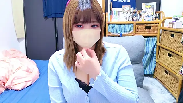 Snapshot of Megu_Melon chatting on 01/04/25, 01:31 Megu Melon online show from 01/04/25, 01:31