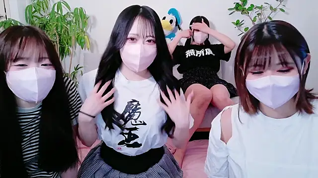 Megu Melon online show from 04/18/26, 08:38