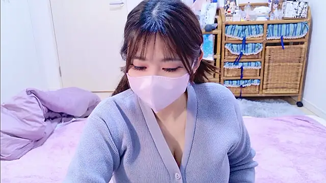 Megu Melon online show from 11/23/25, 11:31