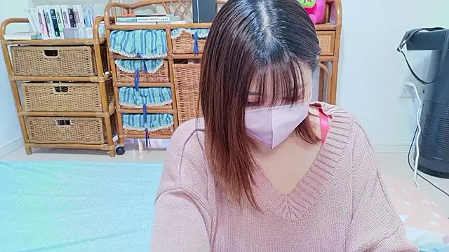 Megu Melon online show from 05/17/26, 08:14