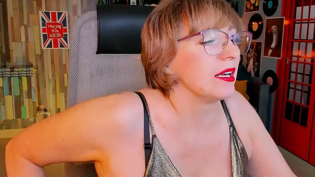 sugar vivien online show from 12/03/25, 02:16