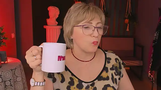 sugar vivien online show from 03/12/25, 12:04