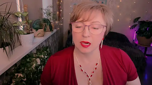 Snapshot of sugar_vivien chatting on 01/18/26, 10:18 sugar vivien online show from 01/18/26, 10:18