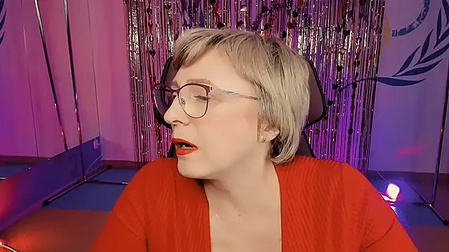 sugar vivien online show from 02/28/25, 01:14