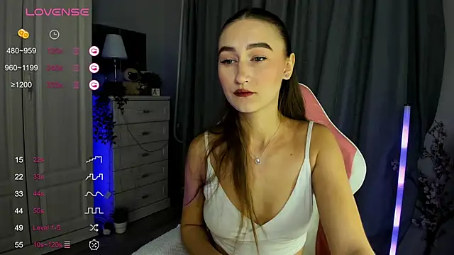 Milemissy online show from 11/04/25, 03:43