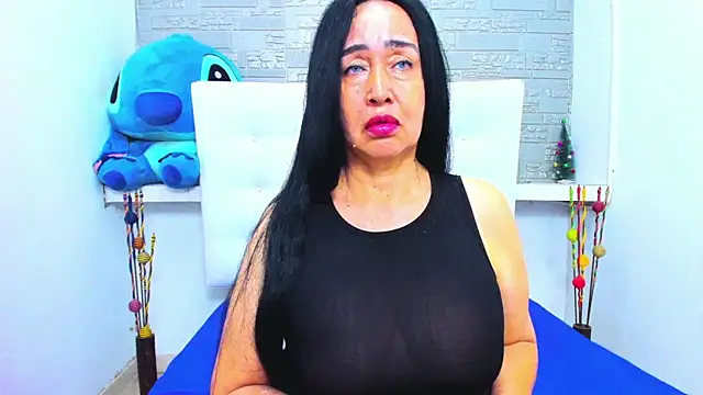 Snapshot of HorniestMilf chatting on 12/03/25, 11:25 HorniestMilf online show from 12/03/25, 11:25