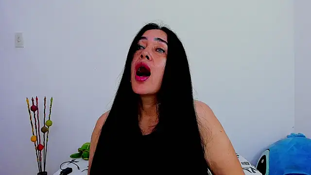 HorniestMilf online show from 02/04/26, 07:53