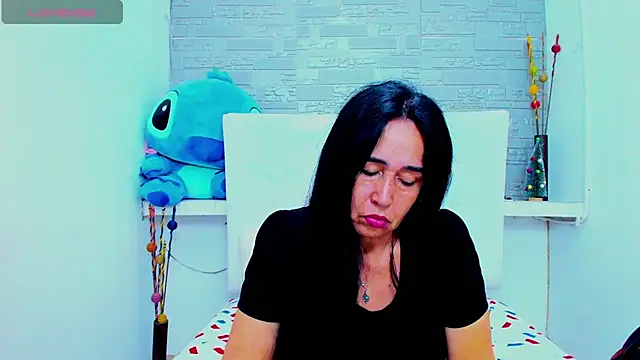 Snapshot of HorniestMilf chatting on 03/20/25, 09:02 HorniestMilf online show from 03/20/25, 09:02