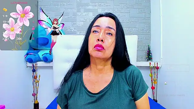 Snapshot of HorniestMilf chatting on 11/02/25, 10:26 HorniestMilf online show from 11/02/25, 10:26