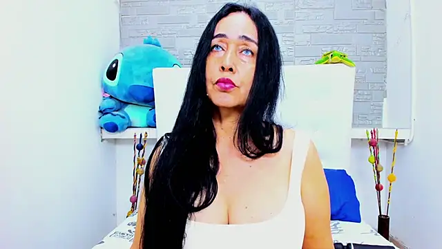 Snapshot of HorniestMilf chatting on 09/08/25, 09:03 HorniestMilf online show from 09/08/25, 09:03