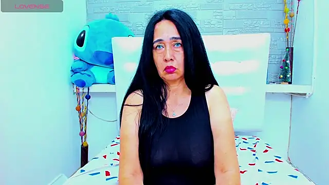 Snapshot of HorniestMilf chatting on 03/13/25, 04:05 HorniestMilf online show from 03/13/25, 04:05