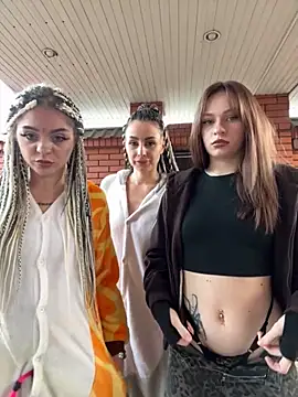 TwixCouple online show from 11/28/25, 01:11